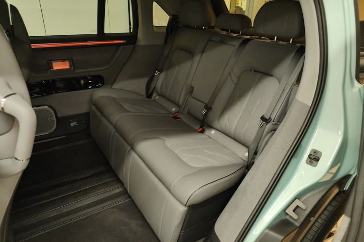 Used Zeekr MIX 2025 Intelligent Driving Version
