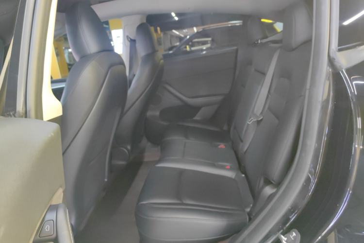 Used Tesla Model Y 2023 Rear-Wheel-Drive Version