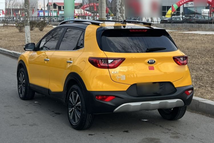 Used Kia kx1 Stonic 2021 1.4L CVT Fun & Sunroof Model
