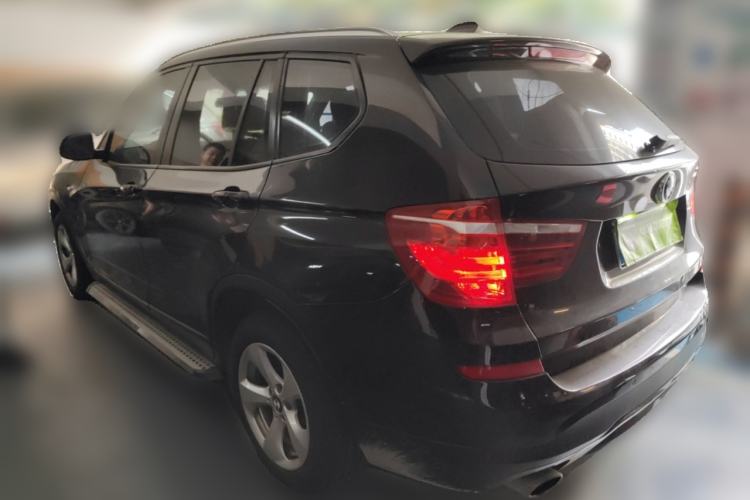 Used BMW X3 2014 xDrive20i Leading Model Rear Left 45 Deg