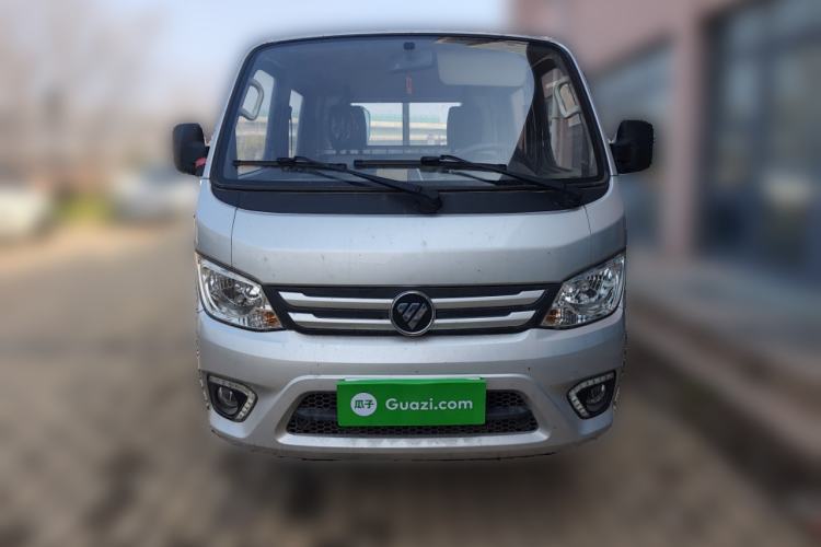 Used Foton Xiangling M 2018 1.5L Non-Load-Bearing Double-Cab with Dual Rear Tires (Cargo Version) DAM15L