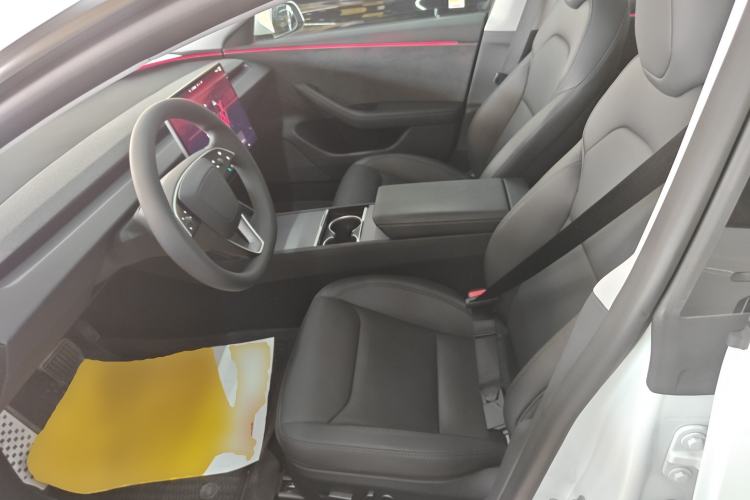 Used Tesla Model 3 2025 Long-Range All-Wheel-Drive Version
