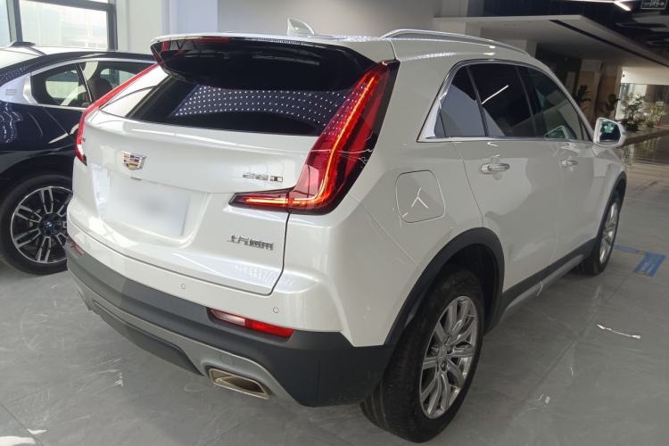 Used Cadillac XT4 2021 28T Two-Wheel Drive Leading Version
