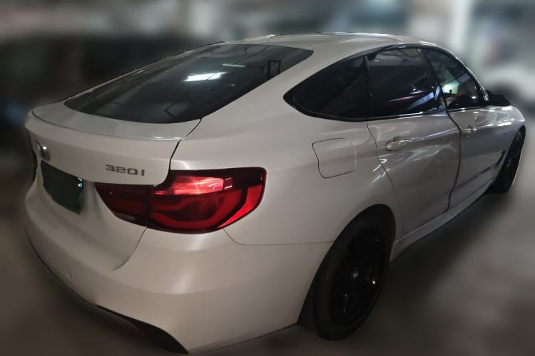 Used BMW 3 Series GT 2020 320i M Sport Night Edition Rear Right 45 Deg