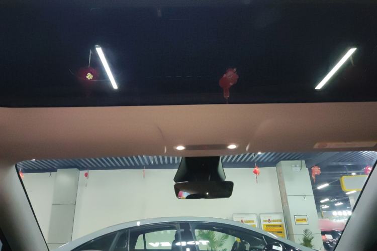 Used Tesla Model Y 2025 Rear-Wheel-Drive Version