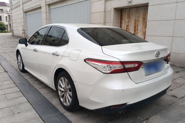 Used Toyota Camry 2019 Revised Version 2.0G Luxury Edition
