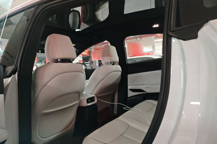 Used XPeng G6 2023 580 Long-Range Pro Headliner