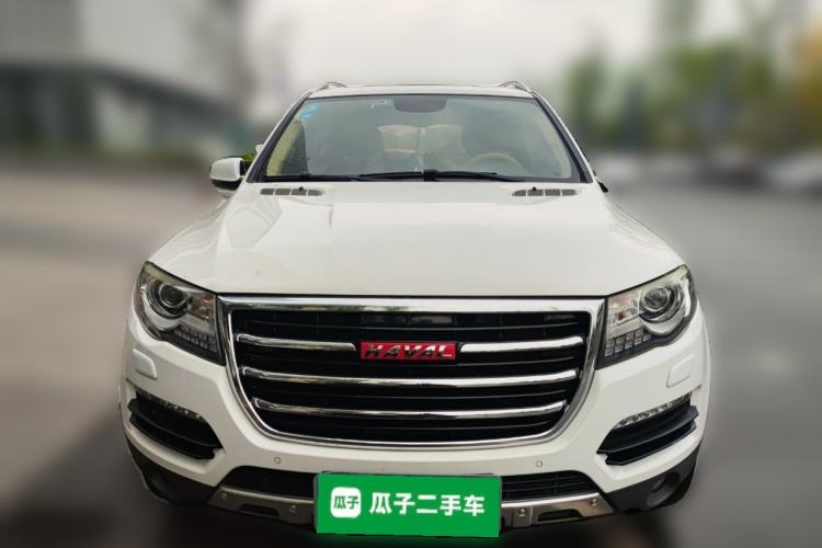 Used Haval H8 2015 2.0T Two-Wheel-Drive Luxury Version
