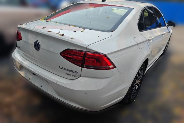 Used Volkswagen Lamando 2018 280TSI DSG Luxury Edition Rear Right 45 Deg