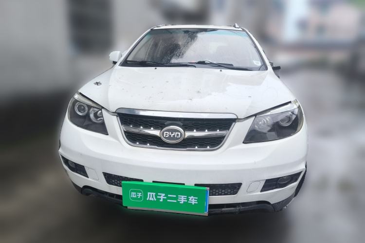 Used BYD S6 2014 2.0L Manual Luxury 5-Seater Front
