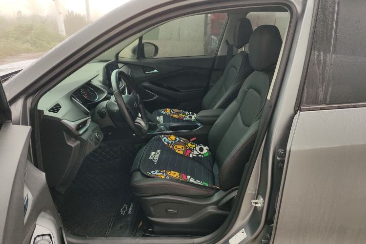 Used Chevrolet Orlando 2020 Light Hybrid Redline 530T Automatic Enjoyment Edition (5+2 Models)