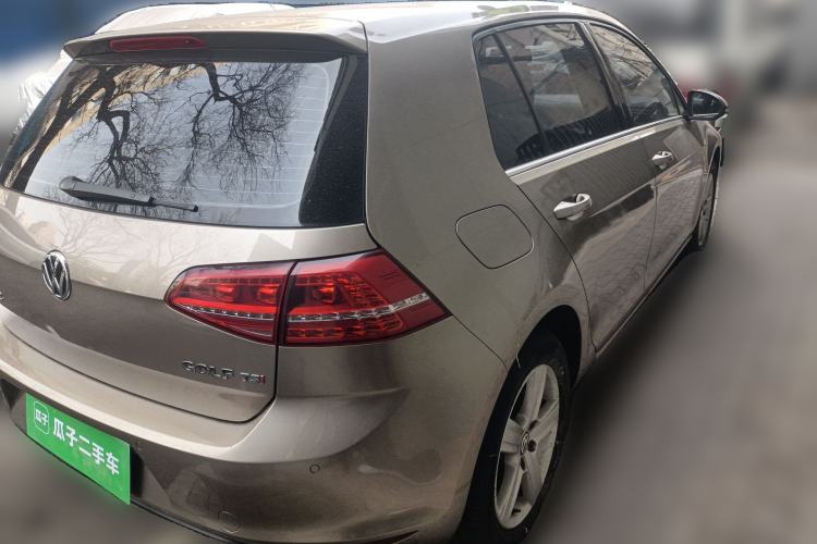 Used Volkswagen Golf 2015 1.4TSI Automatic Luxury Model
