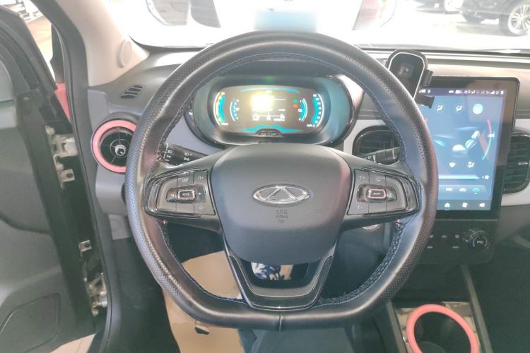 Used Chery Little Ant 2022 300 000 Yuan "Ant Fan" Edition "Extra Sweet" Version Lithium Iron Phosphate 29.2 kWh 30 kW 301 km