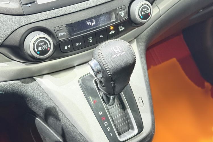 Used Honda CR-V 2013 2.4L four-wheel drive luxury version