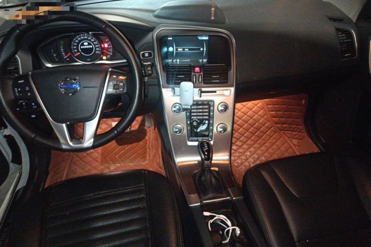 Used Volvo XC60 2016 T5 Smart Upgrade Model