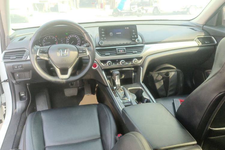 Used Honda Accord 2018 260TURBO Elite Edition China VI Center Console