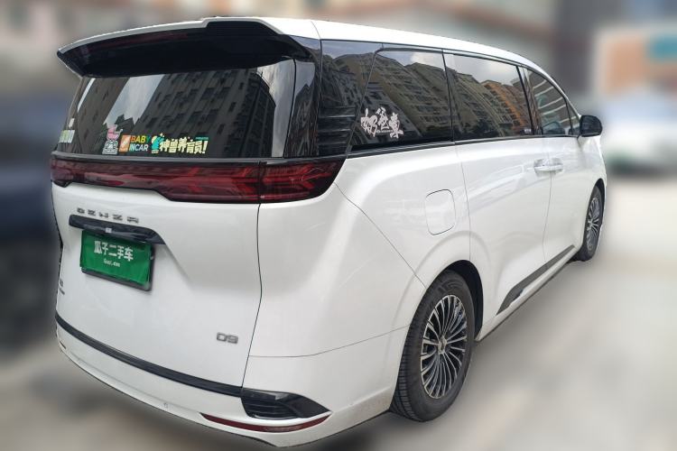 Used Denza D9 2022 DM-i 970 Four-Wheel Drive Prestige Model
