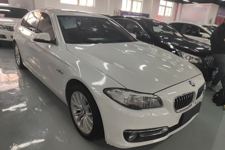 Used BMW 5 Series 2014 525Li Luxury Design Package
