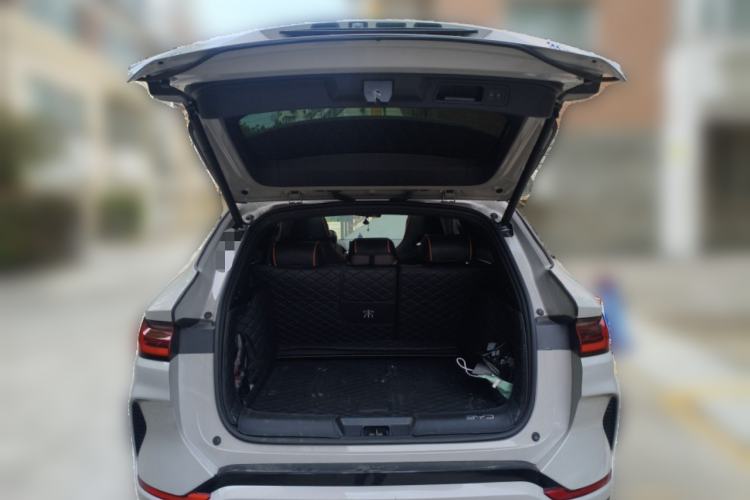 Used BYD Song PLUS New Energy 2025 EV 520km Luxury Version Trunk