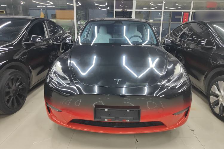 Used Tesla Model Y 2022 Long-Range All-Wheel-Drive Version
