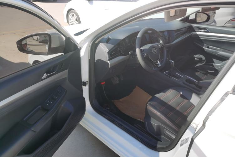 Used Volkswagen Bora 2020 1.5L Automatic Fashion Edition Driver Seat