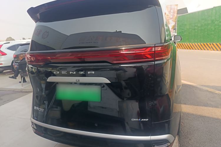 Used Denza D9 2024 DM-i 980 Four-Wheel Drive Prestige Model