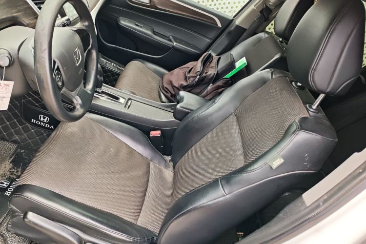 Used Honda Jade 2017 1.8L automatic Comfort version 5 seats Left Front Seat