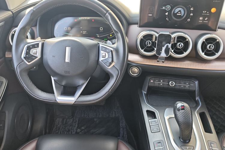 Used Wey VV5 2021 1.5T Two-Wheel Drive Smart Pioneer
