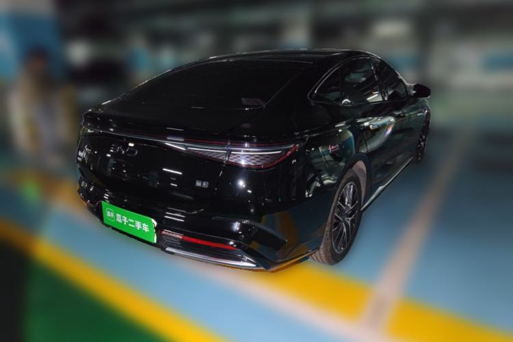 Used BYD Seal 2023 DM-i 1.5T 121km Prestige Model Rear Right 45 Deg