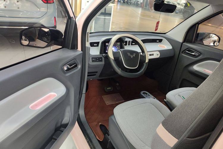 Used Wuling Hongguang MINIEV 2021 Macaron Premium Model – Lithium-NMC