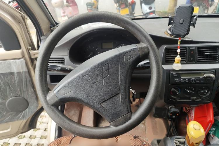 Used Wuling Rongguang 2012 1.5L Extended Basic Version Steering Wheel