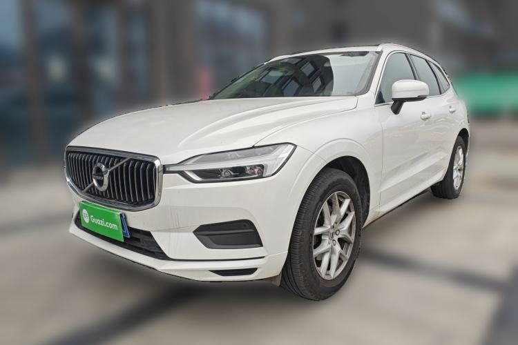 Used Volvo XC60 2019 T5 4x4 Smart Edition China V Standard