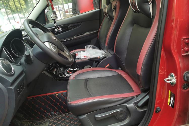 Used HYOSOW S3 2014 1.5L Luxury Version China IV Emission Standard