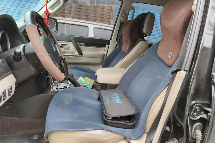 Used Mitsubishi Pajero 