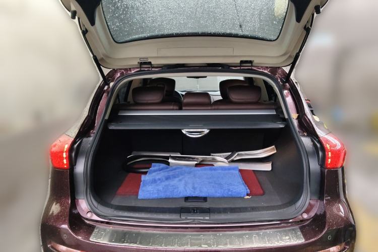 Used Infiniti QX50 2015 2.5L Enjoyment Edition Trunk