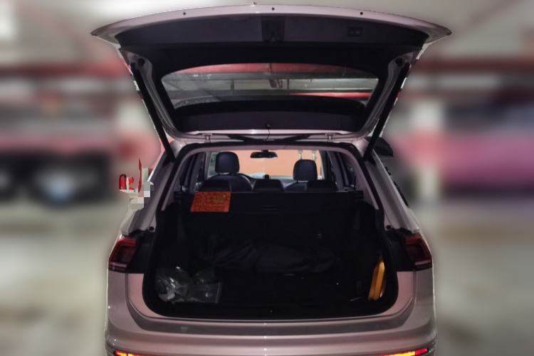 Used Volkswagen Tiguan L 2020 330TSI Automatic Two-Wheel Drive R-Line Flagship Version China VI Standard
