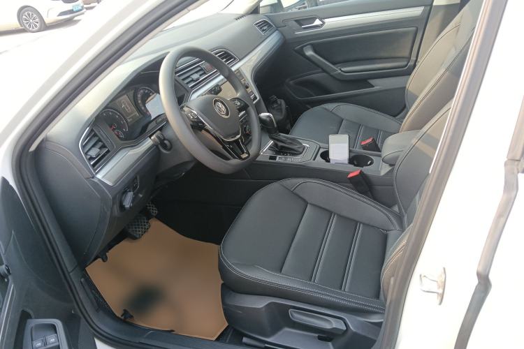 Used Volkswagen Lamando 2019 230TSI DSG Fashion Edition China VI