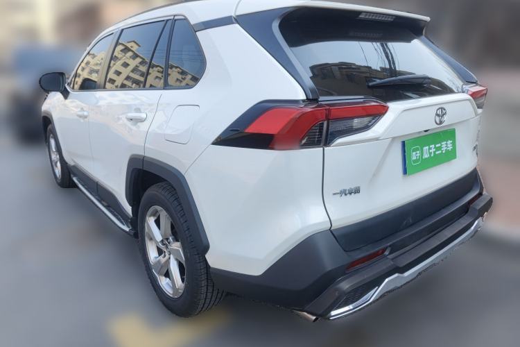 Used Toyota RAV4 2020 2.0L CVT Two-Wheel Drive Fashion PLUS Edition