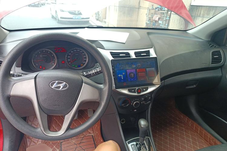 Used Hyundai Verna Ray 2016 1.4L Automatic Leading-Edge GLX