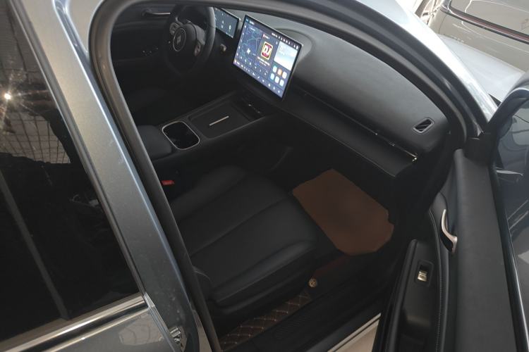 Used Baojun Yunhai 2024 140km Plug-in Hybrid Version