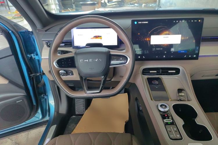 Used Chery Tiggo 8 PLUS C-DM 2025 1.5T 116 km Prestige Version 5 Seats