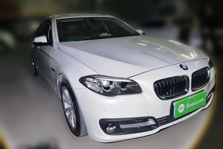 Used BMW 5 Series 2014 520Li Elegant Model
