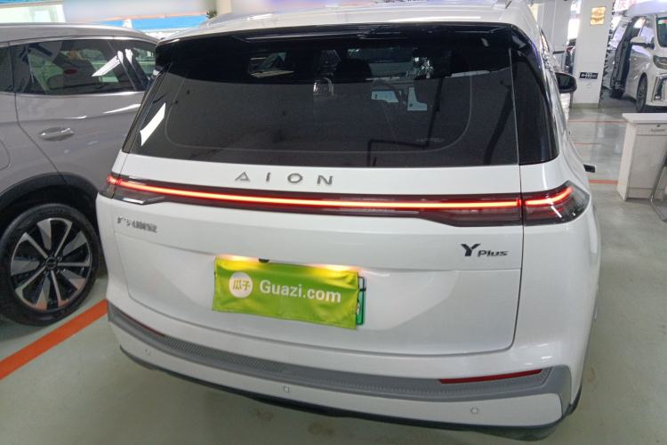 Used AION Y 2023 Younger Star Edition