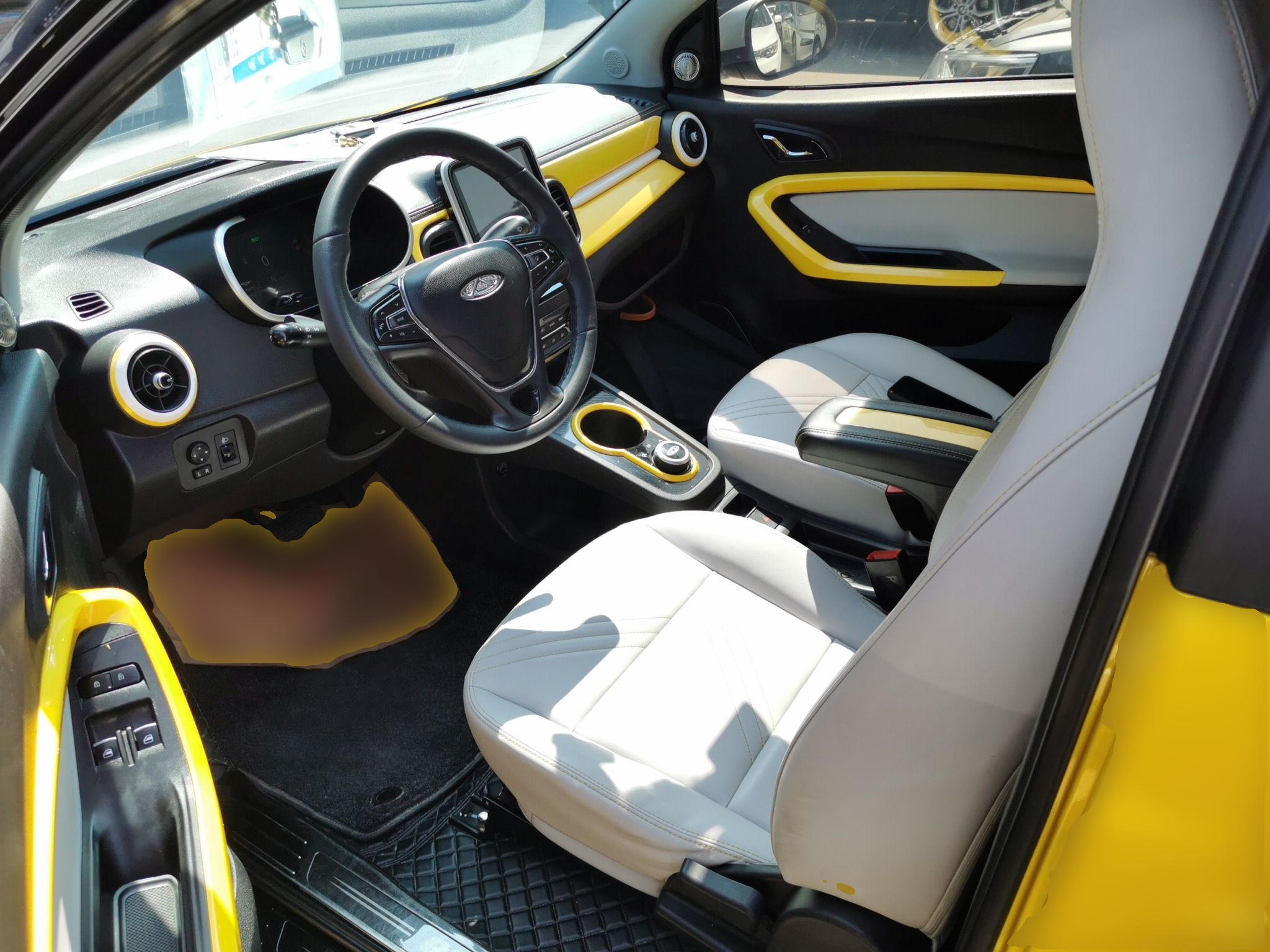Interior delantero