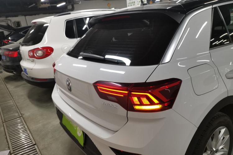 Used Volkswagen T-ROC 2018 280TSI DSG Two-Wheel Drive Advanced Version China V Emission Standard