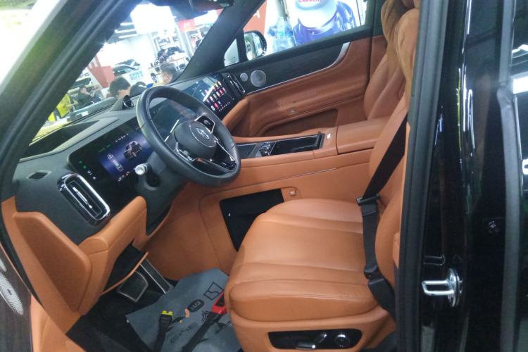 Used Hima AITO M9 2024 Range-Extended Ultra Version 42 kWh 6-Seater Model
