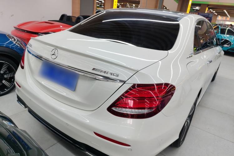 Used Mercedes-Benz E-Class 2019 E 300 L Sporty and Stylish Model