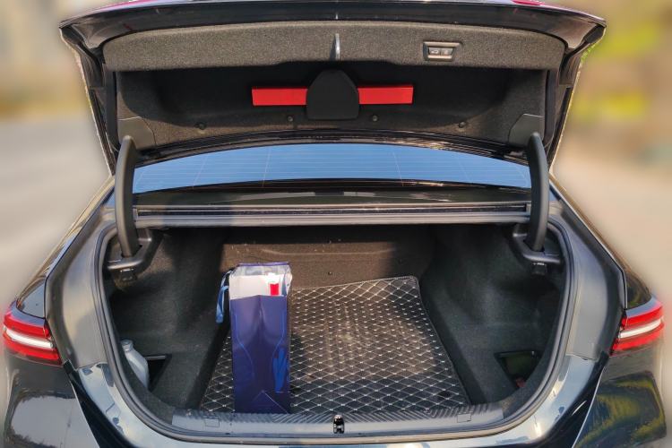 Used BMW 5 Series 2024 530Li Leading Luxury Package
