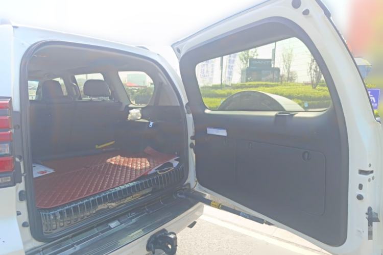 Used Toyota Prado 2018 3.5L Automatic TX-L with Rear-Mounted Spare Tire