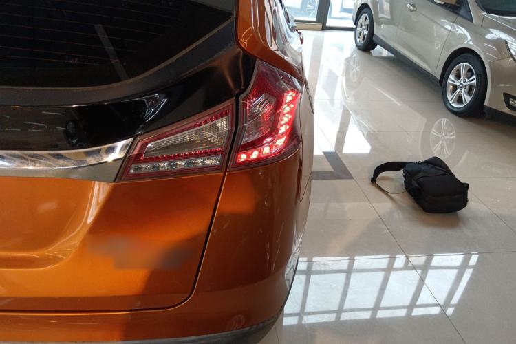 Used Luxgen U6 SUV 2015 1.8T Fashion Edition Right Rear Taillight